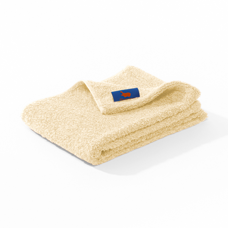 バターイエロー