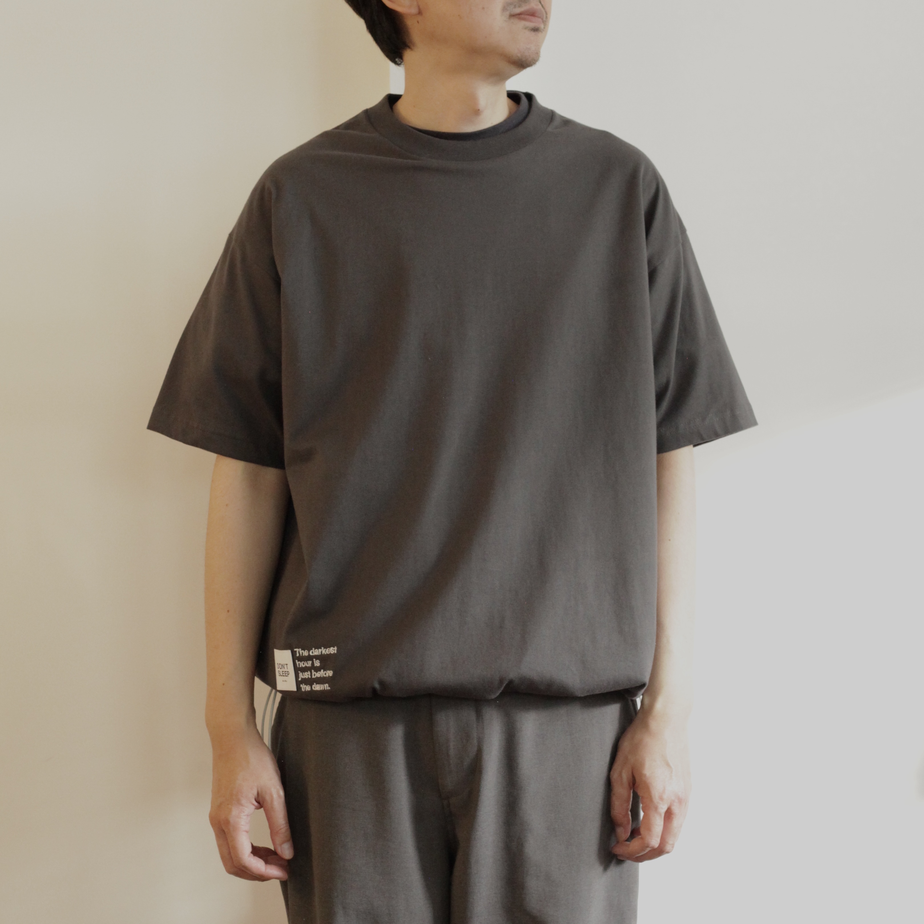 男性モデル175cm：サイズF着用