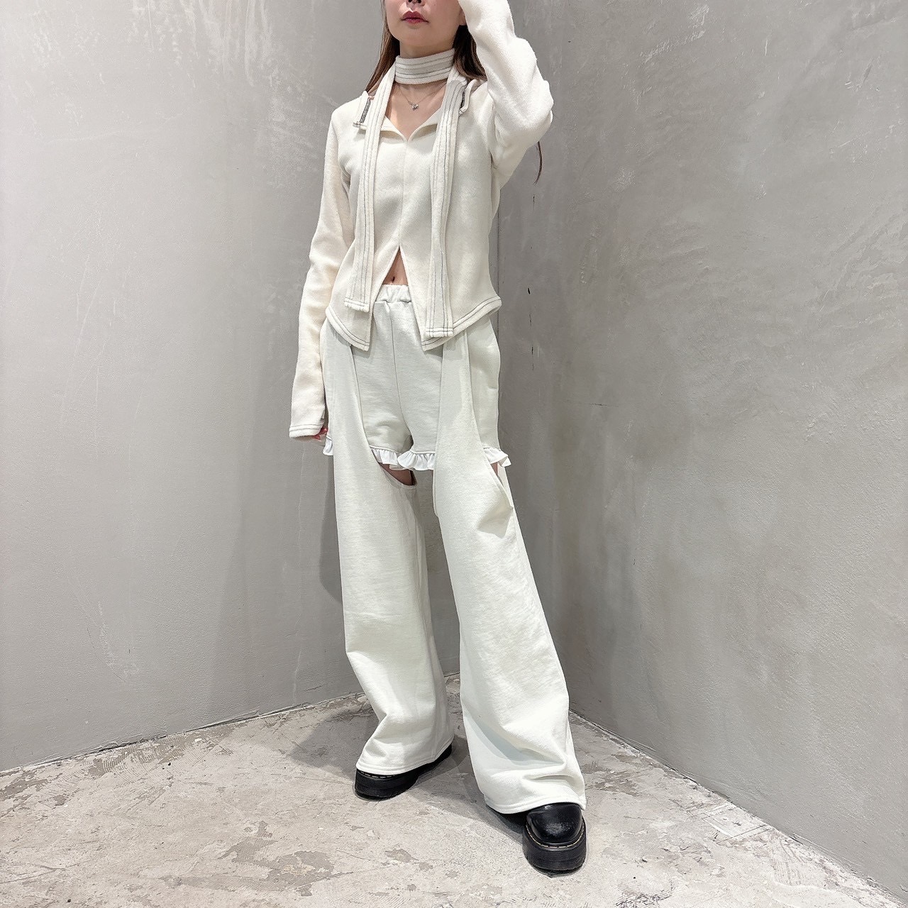 Staff：148cm ／IVORY