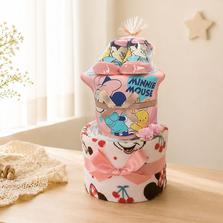 アイテム3点付きミニーマウスのオムツケーキ