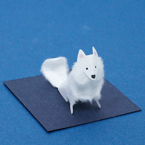 ▲　ホワイト / White