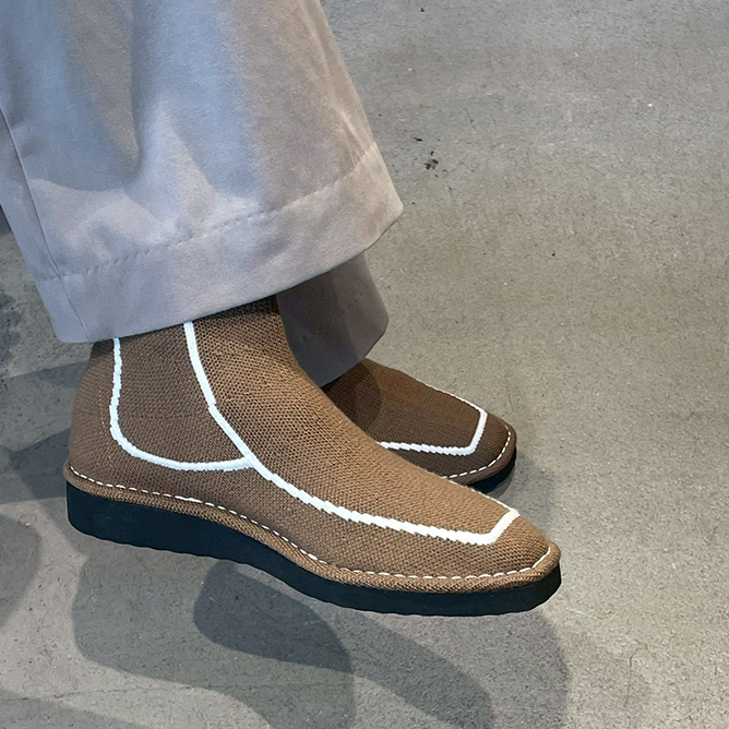 足のサイズ24cm / 着用サイズM