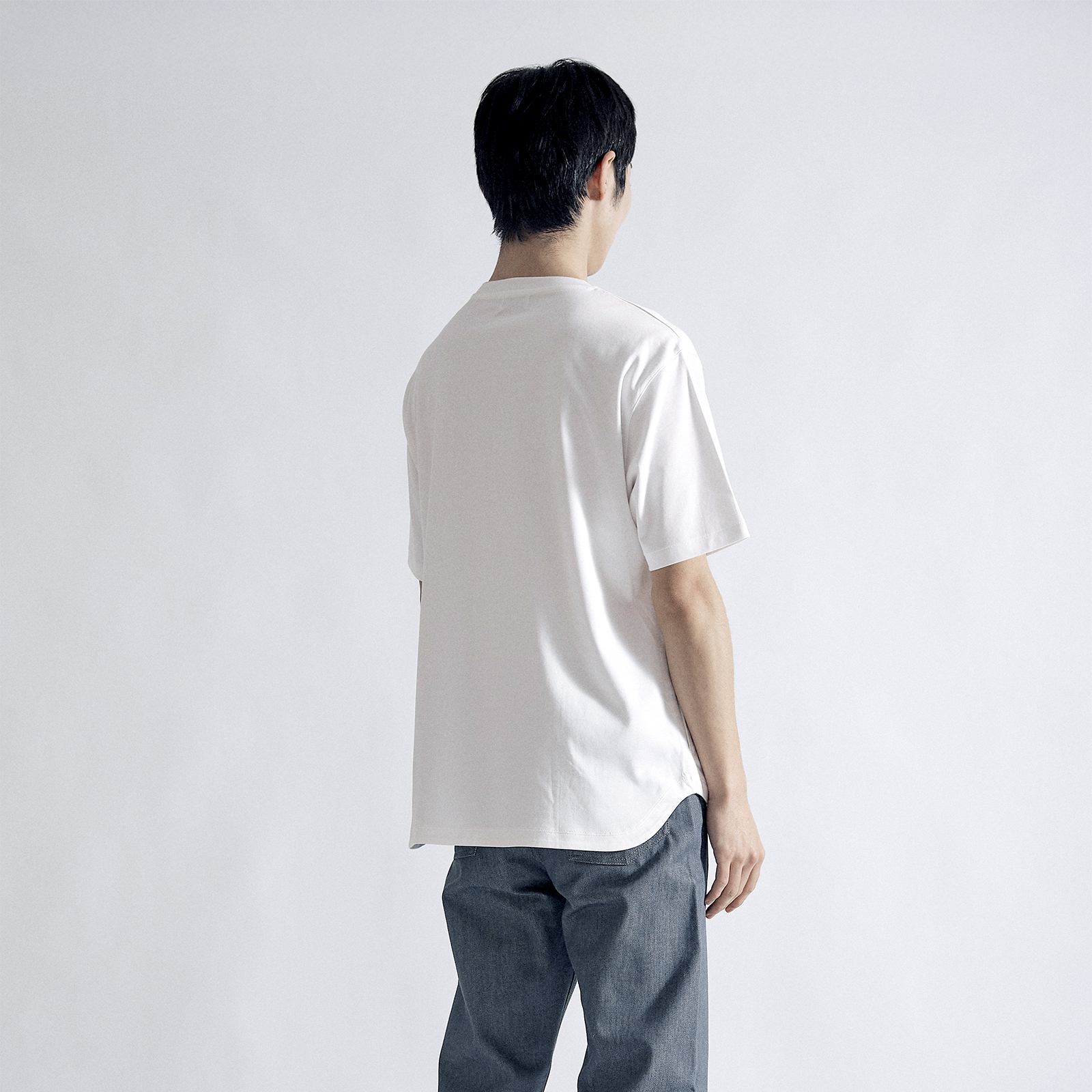 MODEL：188cm・SIZE4/XL
