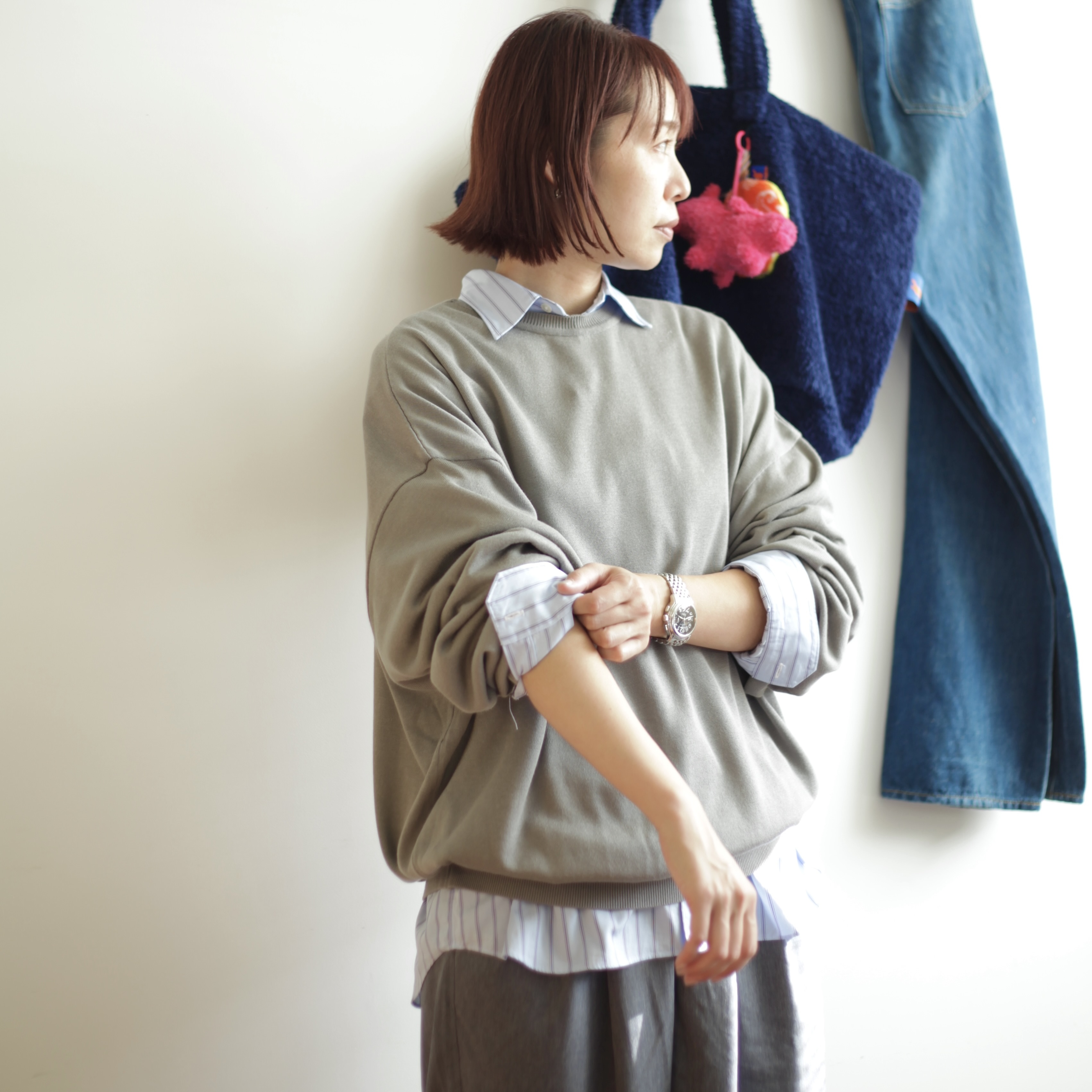 着用女性モデル：身長163cm GRAY／サイズL着用