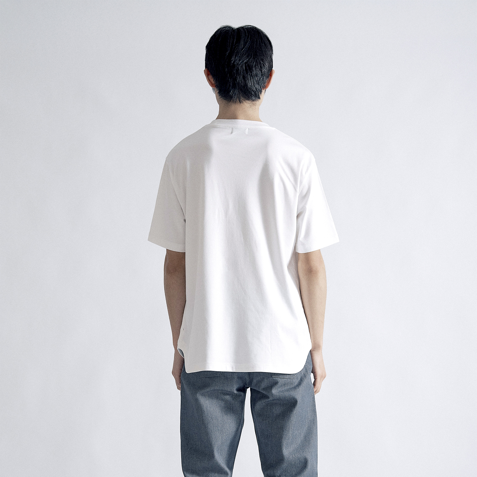 MODEL：188cm・SIZE4/XL