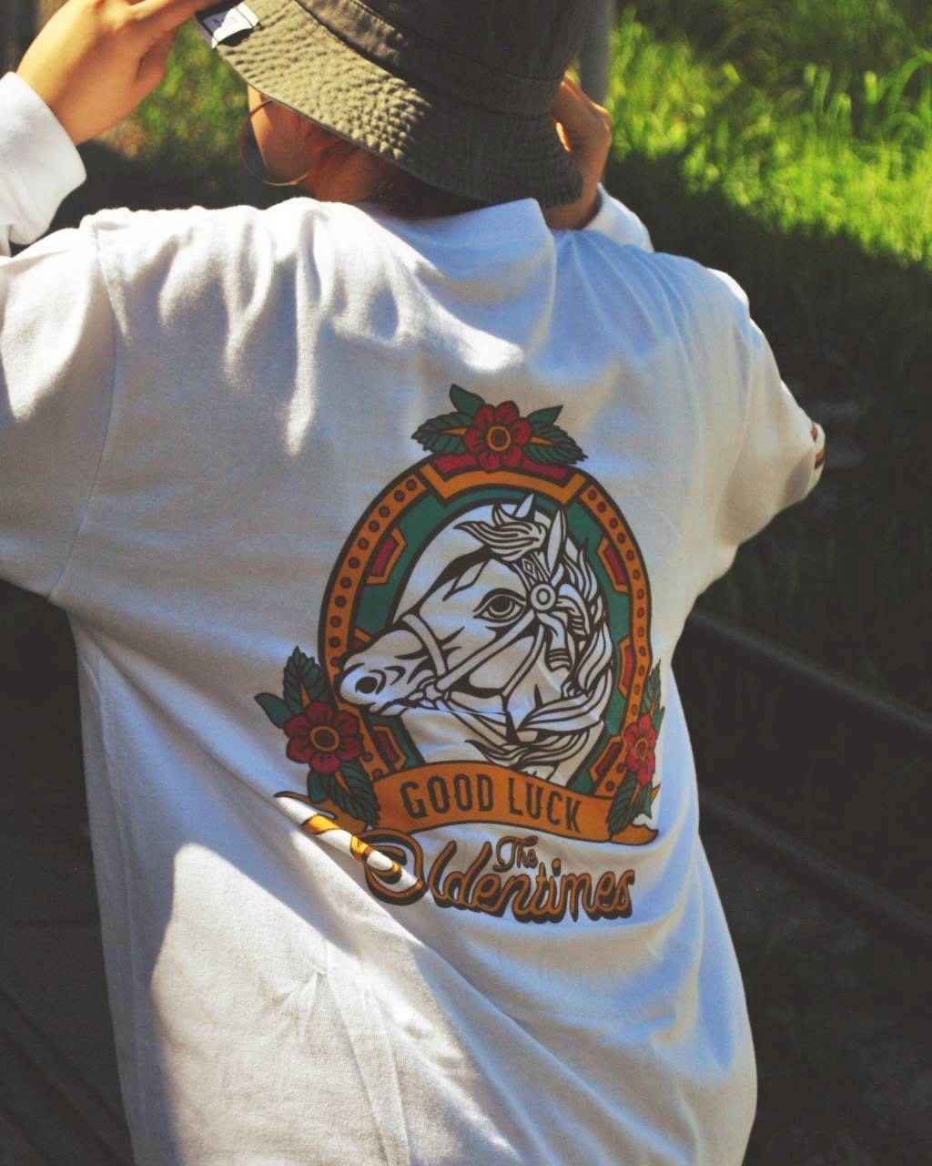 WHITE:164cmLサイズ着用