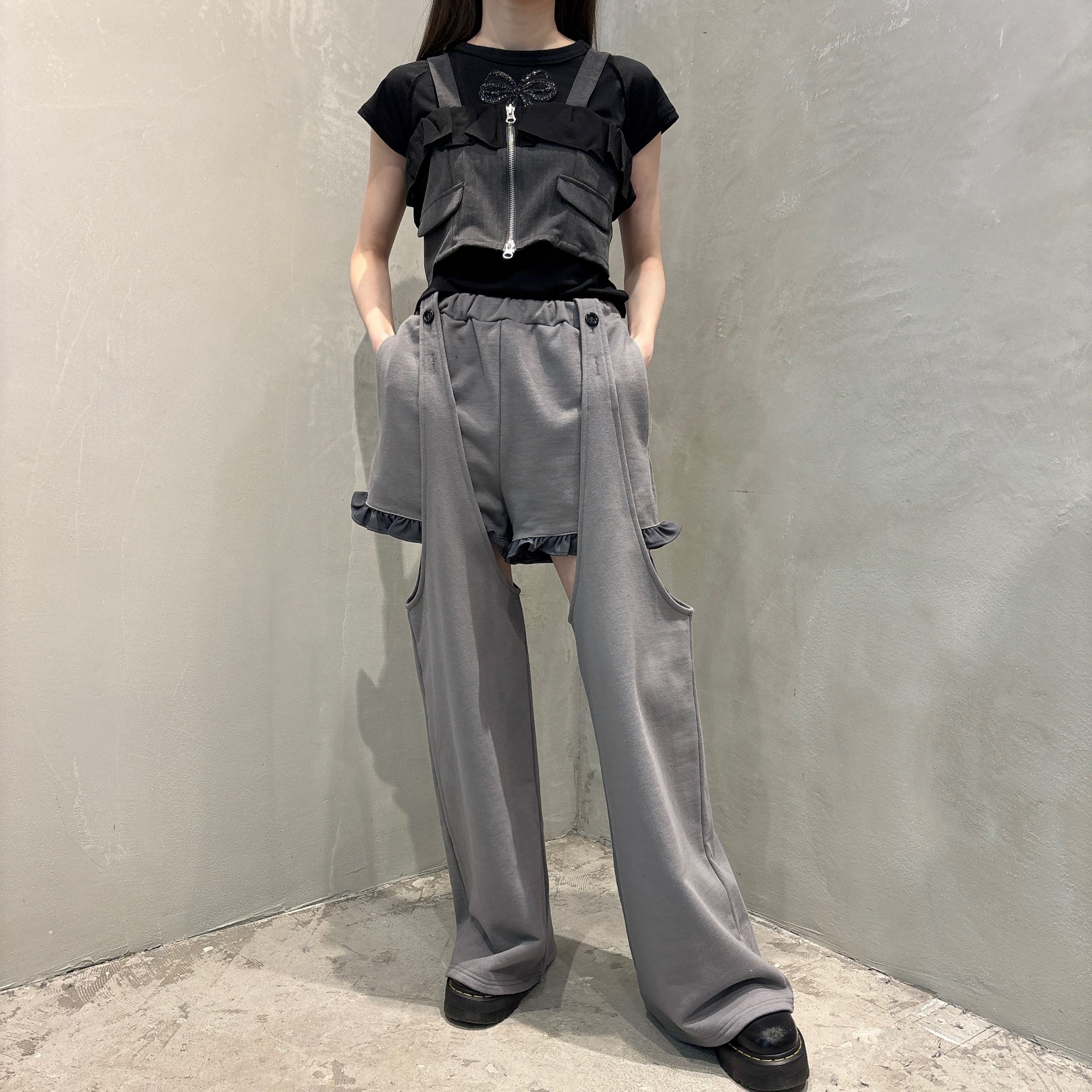 Staff：148cm ／GRAY