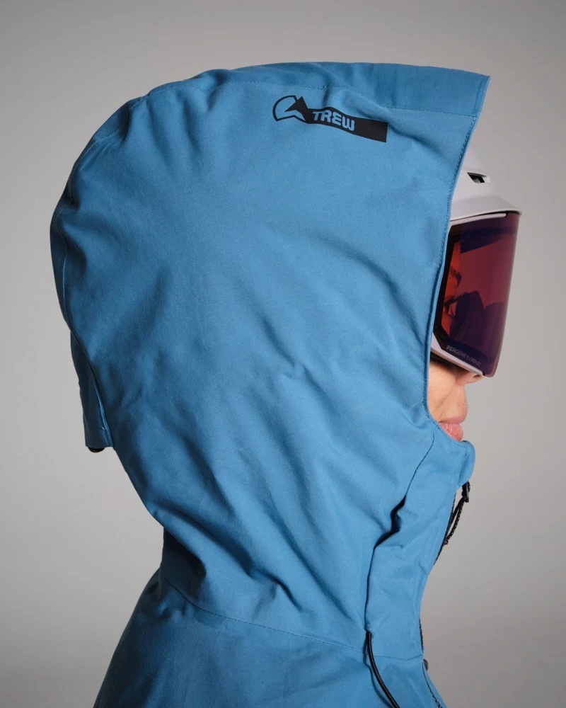 3点調節可能なフード