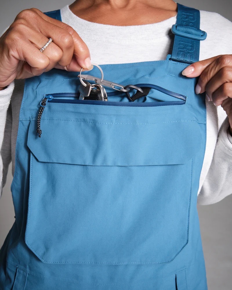 補強Dリング付きカンガルーポケット