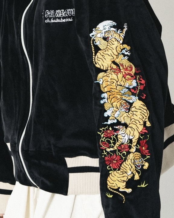 Tiger track crop jacket【Black】 | チュウカタベタイ