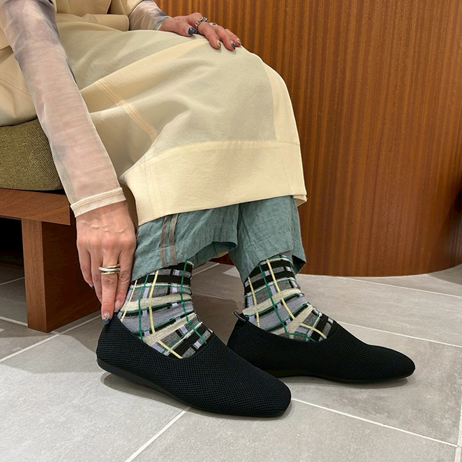 足のサイズ24.5cm / 着用サイズ39