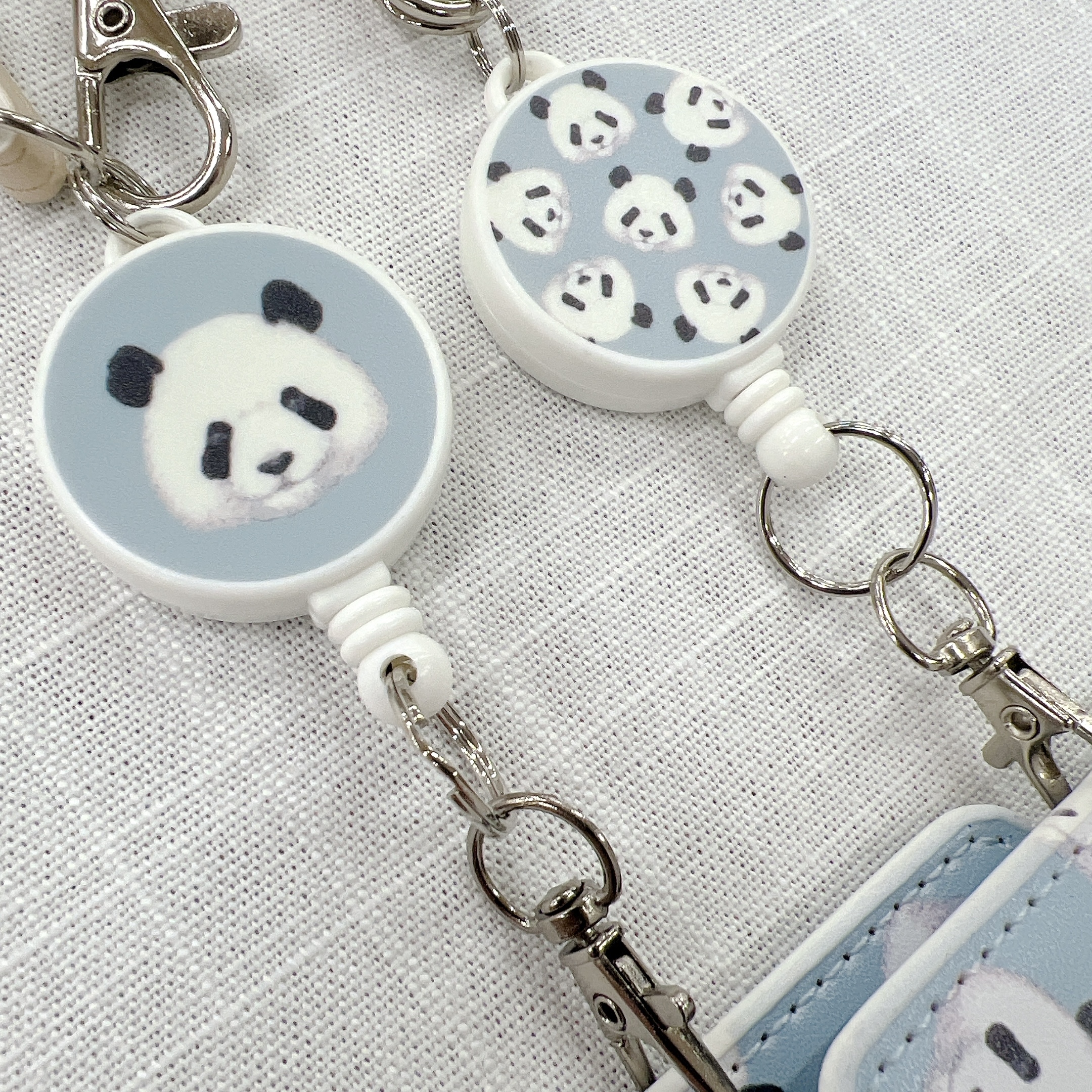 両面印刷で、裏と表で絵柄が違います