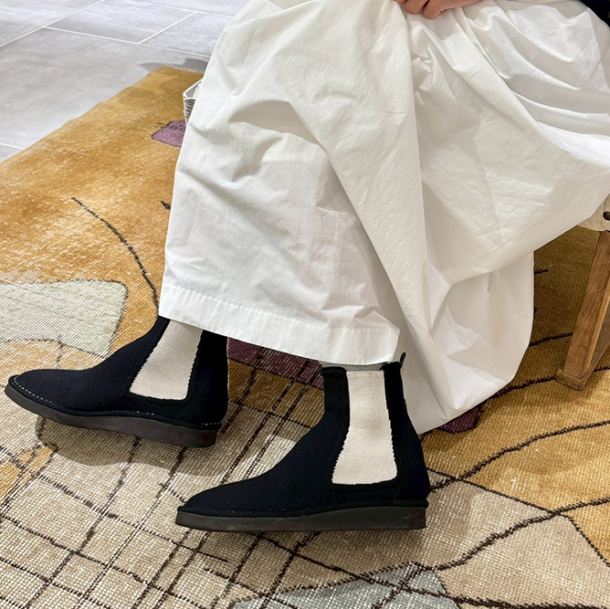 足のサイズ23.5~24cm / 着用サイズM