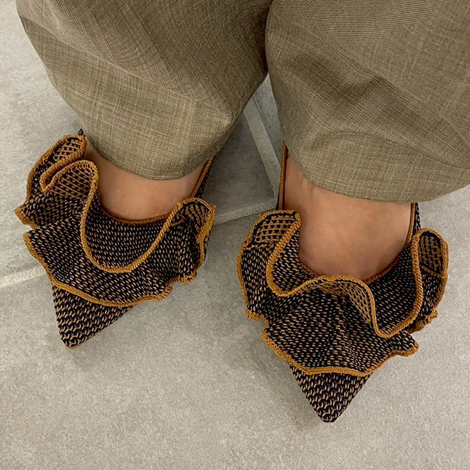 足のサイズ23cm / 着用サイズ36