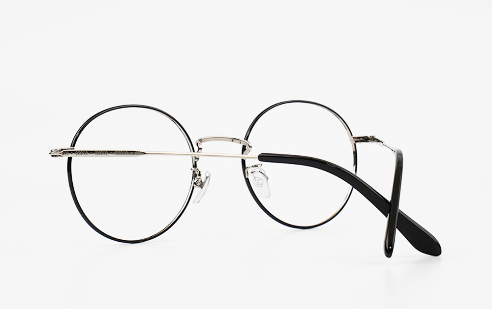 Col.5 Black-Silver【IU】