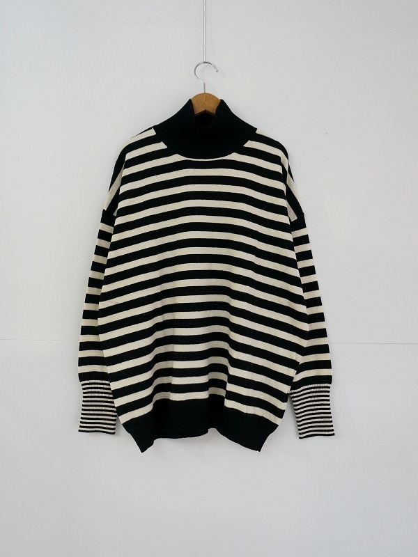 クロ×アイボリー