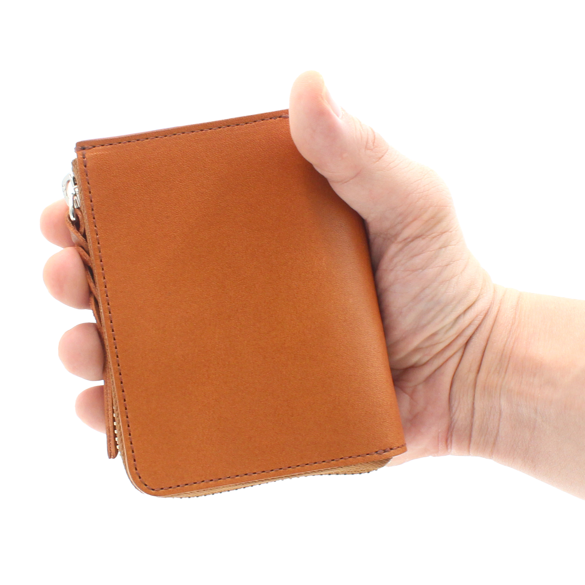 片手に収まるコンパクトなサイズ感