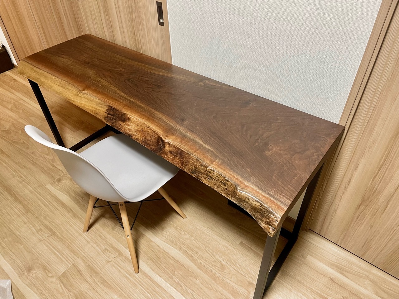 《納品事例》ウォールナット　一枚板