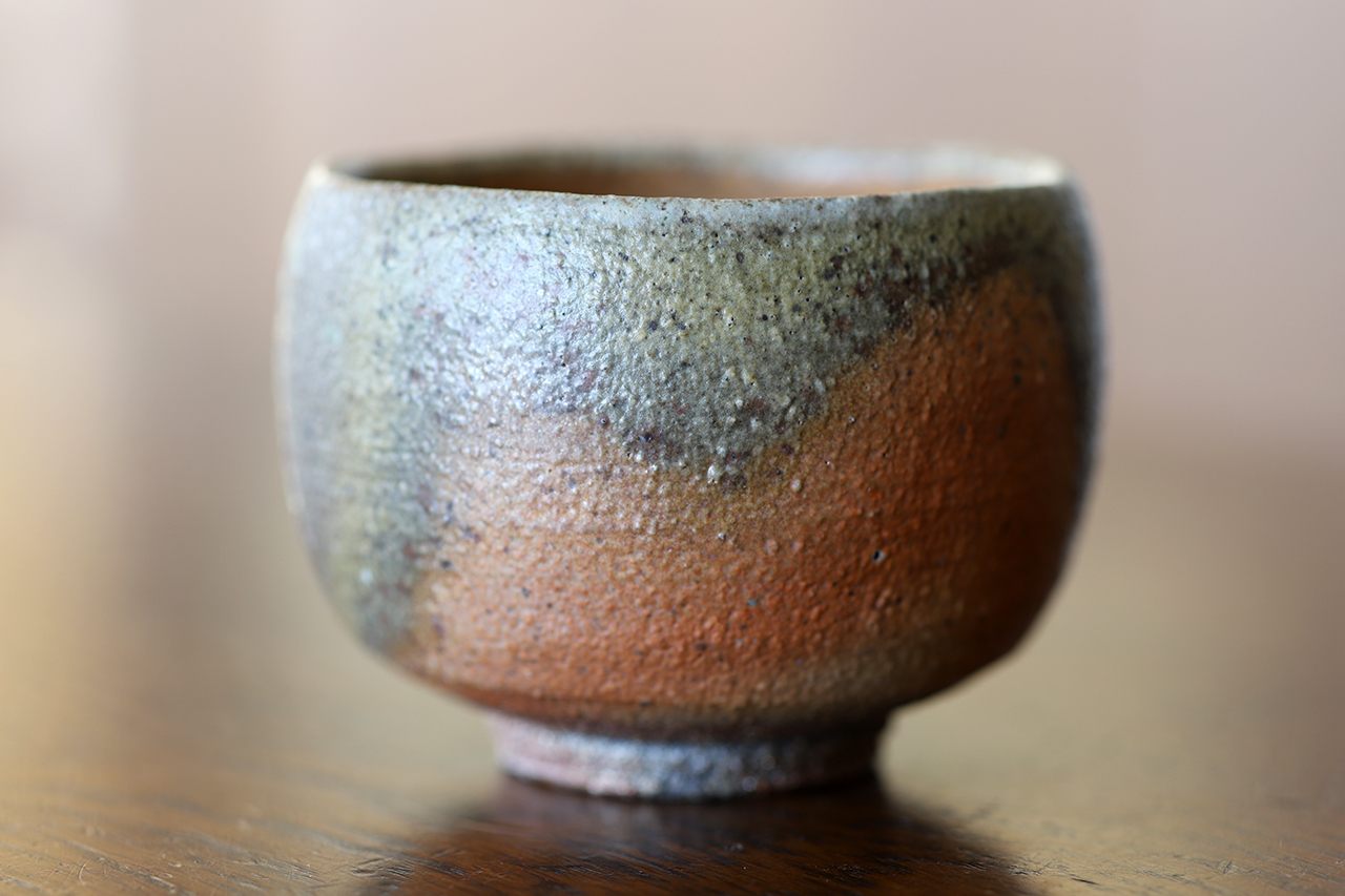 焼締緋彩 ぐい呑み 作 松尾潤 凌山窯 唐津焼 にっこう生活館 Online Shop 手造りの器 工芸品の専門店 焼締緋彩 ぐい呑み 作 松尾潤 凌山窯 唐津焼 にっこう生活館 Online Shop 手造りの器 工芸品の専門店