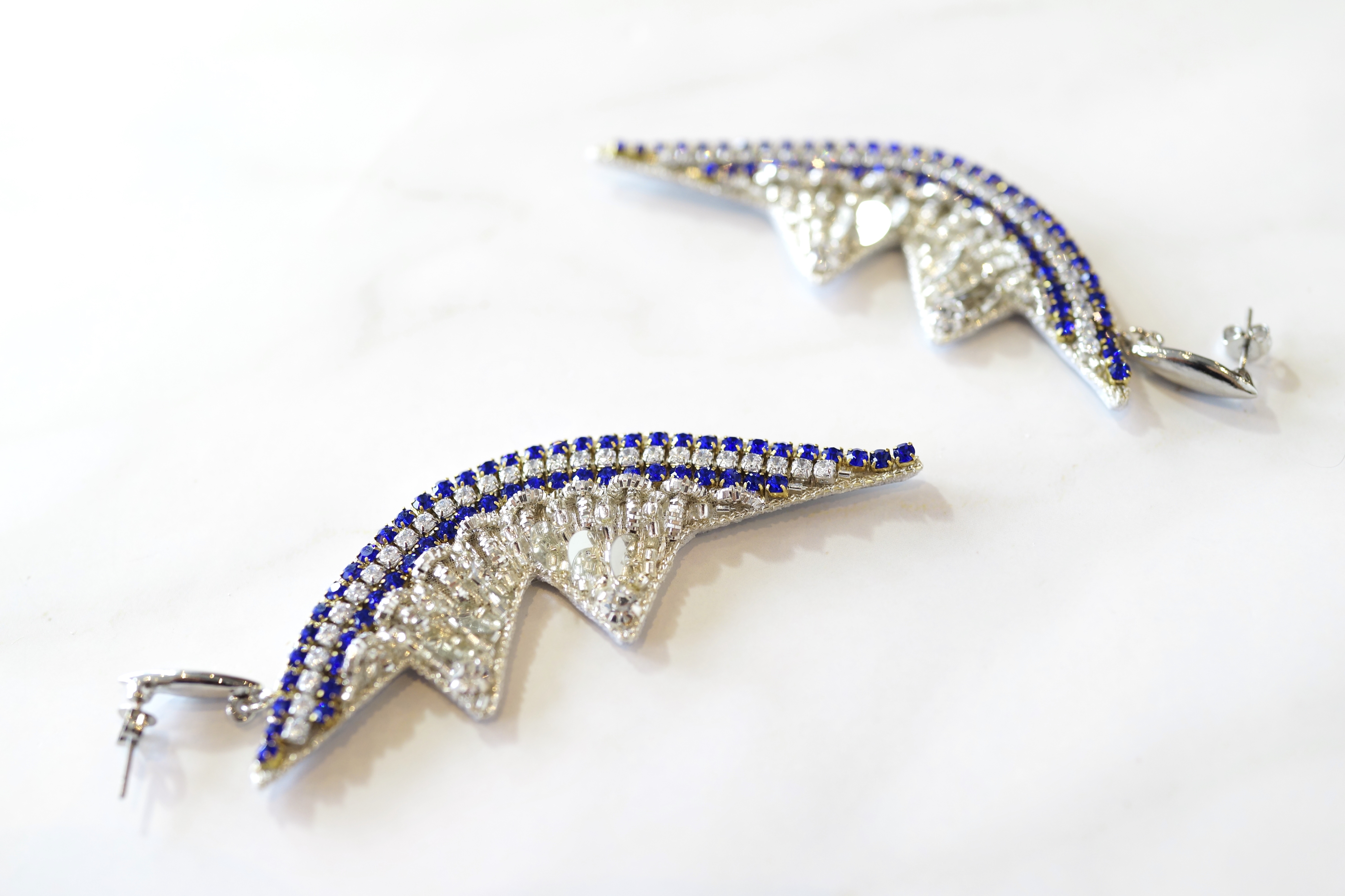 【刺繍ピアス】Piece of debris✴︎ ※イヤリングに変更できます。