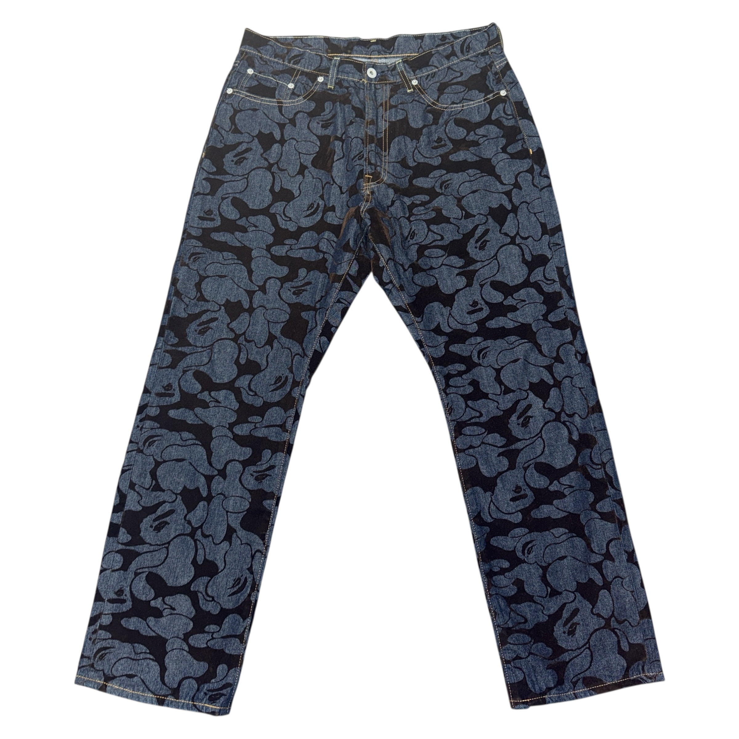 【A BATHING APE】ベイシングエイプ  “サル迷彩”  総柄 デニムパンツ