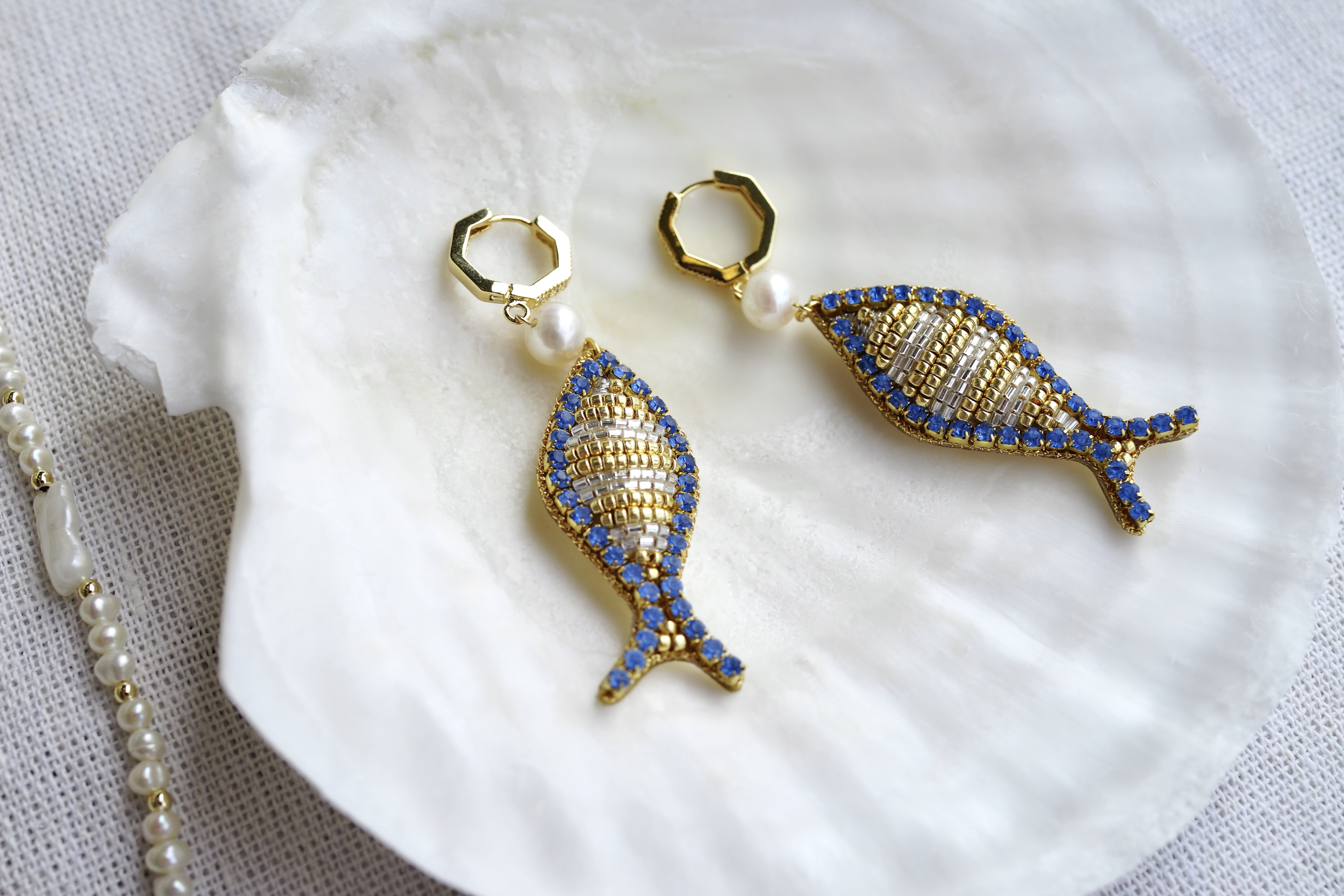 【刺繍ジュエリー】Fish! ▽注文時に、ピアス/イヤリングお選びいただけます。