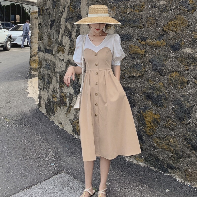 送料無料 ワンピース ロング丈 半袖 パフスリーブ プリンセススリーブ Vネック Aライン フレア フロントボタン お洒落 こなれ感 トレンド フェミニン ナチュラル 大人可愛い ガーリー 春夏 デート 女子会 モテコーデ デイリー 着まわし 旅行 通勤 通学 学生 Eine Katze 送料無料 ワンピース ロング丈 半袖 パフスリーブ プリンセススリーブ Vネック Aライン フレア フロントボタン お洒落 こなれ感 トレンド フェミニン ナチュラル 大人可愛い ガーリー 春夏 デート 女子会 モテコーデ デイリー 着まわし 旅行 通勤 通学 学生 Eine Katze