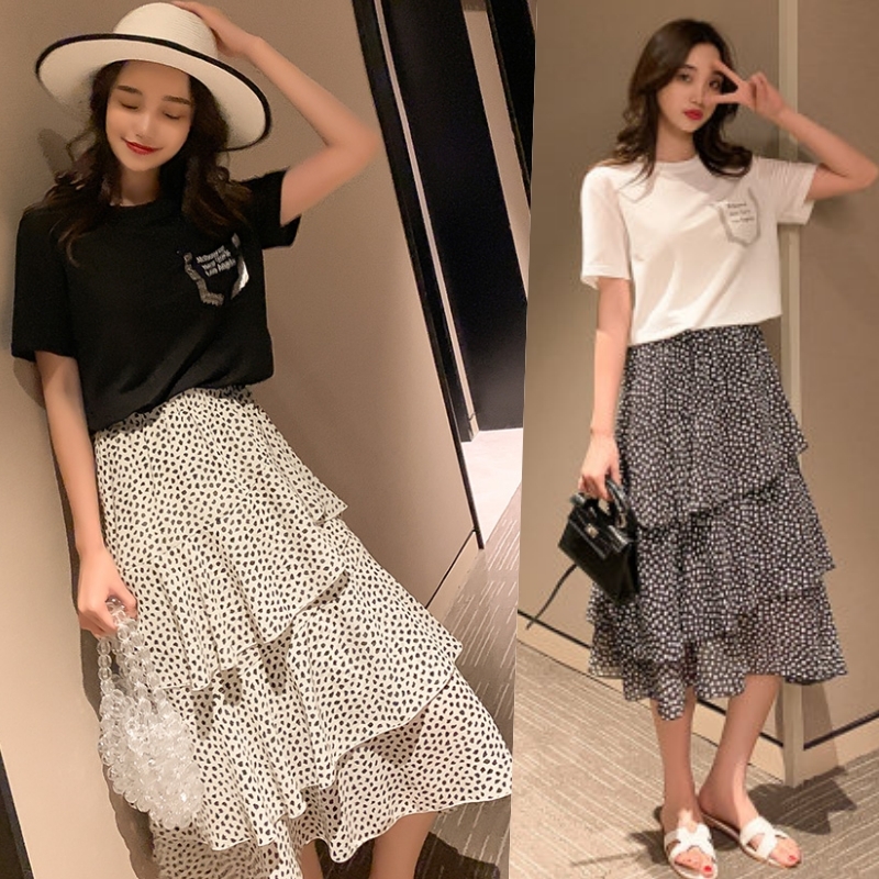 ミモレ丈スカート レディース スカート ボトムス フリル ドット柄 春 夏 10代 代 30代 シフォン ふんわり ガーリー 韓国 おしゃれ かわいい ミモレ丈 ロング スカート コーデ アシンメトリー イレギュラーヘム ドット 水玉 ホワイト 白 ブラック 黒 フレア スカート ミモレ丈スカート レディース スカート ボトムス フリル ドット柄 春 夏 10代 代 30代 シフォン ふんわり ガーリー 韓国 おしゃれ かわいい ミモレ丈 ロング スカート コーデ アシンメトリー イレギュラーヘム ドット 水玉 ホワイト 白 ブラック 黒 フレア スカート