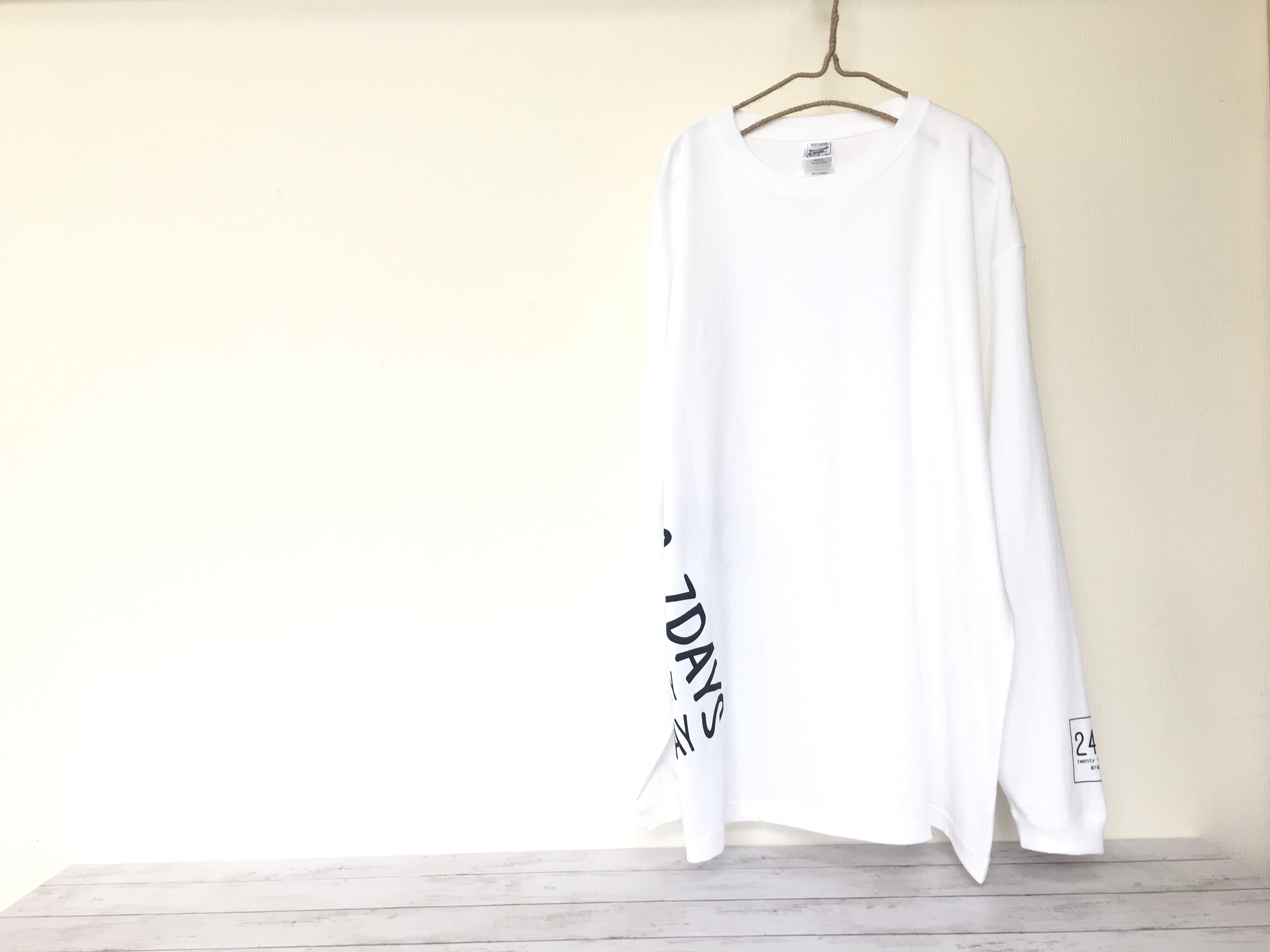 ビッグサイズ ロンｔ ホワイト メンズxxl 24 7graphics 大きい