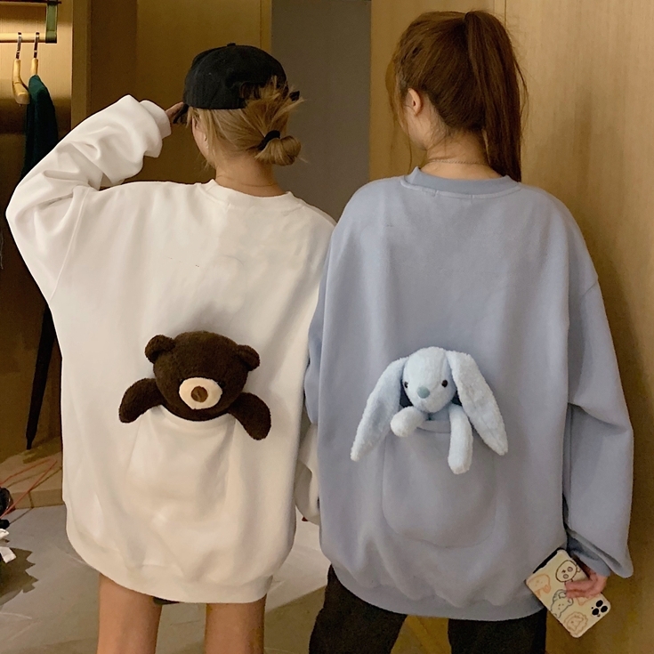 送料無料 トレーナー レディース かわいい トップス スウェット うさぎ くま ぬいぐるみ付き キュート おしゃれ バックシャン お揃い 双子 コーデ 大きめ ルーズ トレーナー シンプル 無地 白 青 ブルー ホワイト オーバーサイズ ビッグサイズ ラフ インスタ映え 春 秋