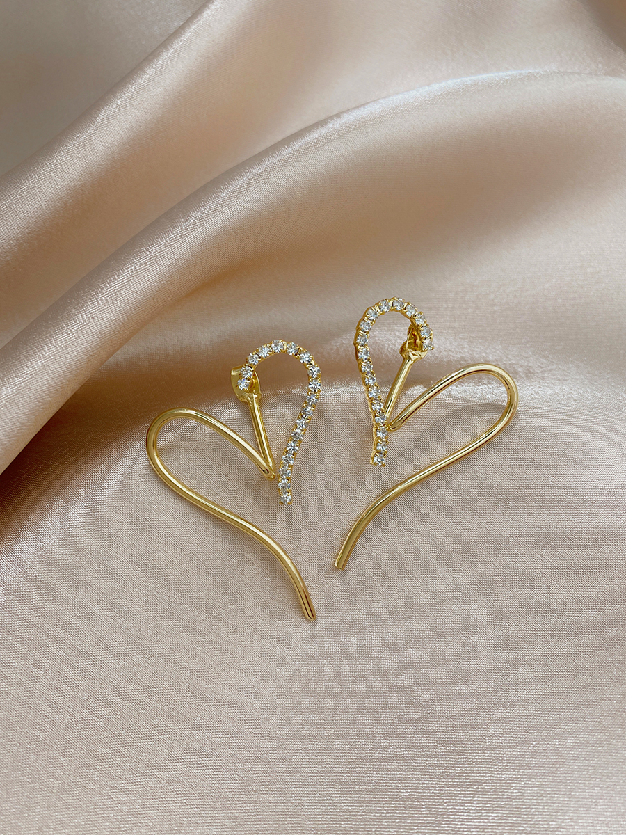 ピアス レディース ゴールド ハート モチーフ 可愛い ダイア風 ジルコン クリスタル キラキラ おしゃれ 個性的 結婚式 アクセサリー ジュエリー 耳飾り 上品 高級感 きらきら 大人カジュアル ピアス セット かわいい かっこいい アクセ 合金 カジュアル 大人 ワンポイント ピアス レディース ゴールド ハート モチーフ 可愛い ダイア風 ジルコン クリスタル キラキラ おしゃれ 個性的 結婚式 アクセサリー ジュエリー 耳飾り 上品 高級感 きらきら 大人カジュアル ピアス セット かわいい かっこいい アクセ 合金 カジュアル 大人 ワンポイント