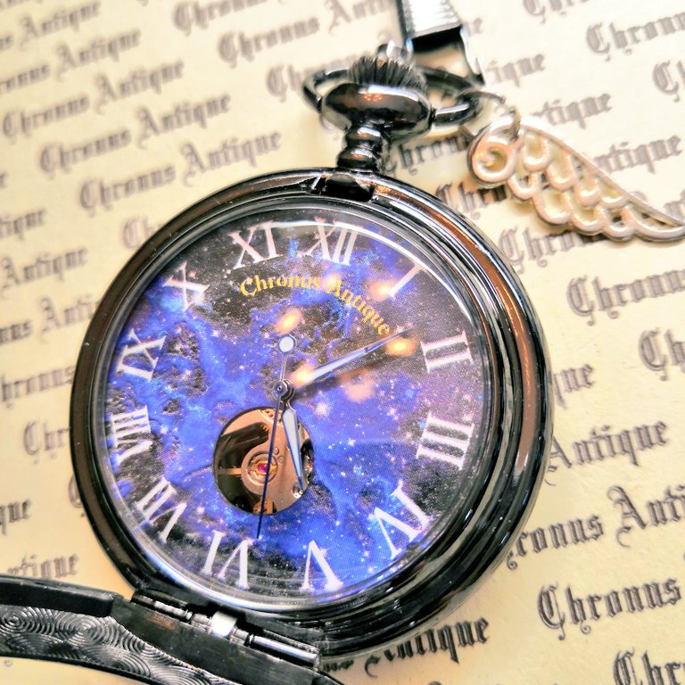 No 143 手巻き式懐中時計 クローム 宇宙 ビッグフェイス 銀翼 Chronus Antique クロノス アンティーク
