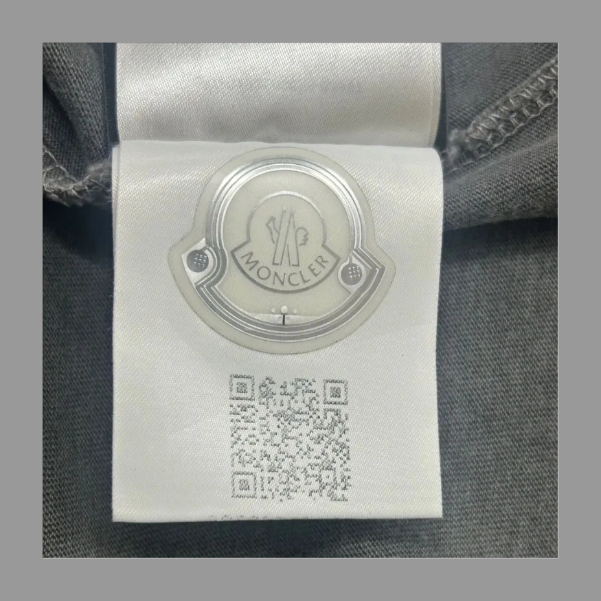 MONCLER GENIUS モンクレール ジーニアス カットソー Tシャツ ワッペン付き クルーネック 国内正規 L  F.closet の画像 9