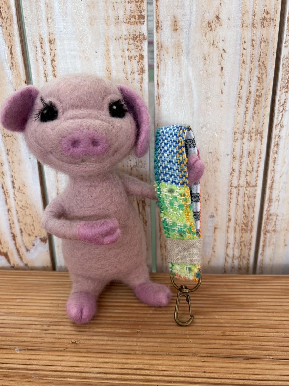 ストラップキーホルダー