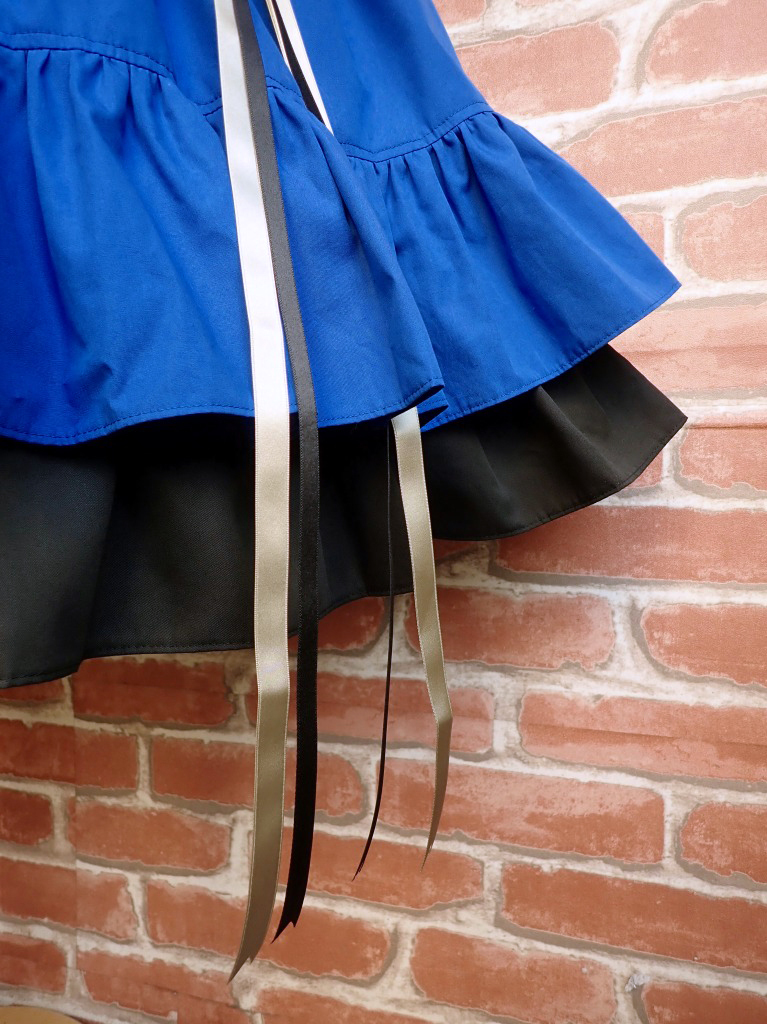 フリルコルセットスカート薔薇リボンコサージュ付き 青 - フリル服と刺繍の店 リフルシャッフル