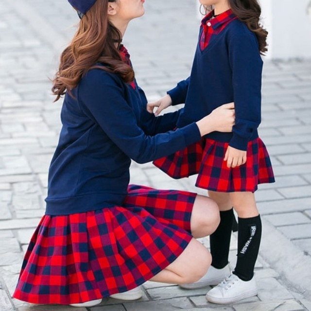 親子コーデ リンクコーデ ペアルック お揃い 親子 ママと娘 母と子 ワンピース チェック柄 秋冬 綿 ドッキングワンピース ショート丈 長袖 青 ブルー 可愛い カジュアル エレガント お出かけ お呼ばれ Amicomshop 親子コーデ リンクコーデ ペアルック お揃い 親子 ママと娘 母と子 ワンピース チェック柄 秋冬 綿 ドッキングワンピース ショート丈 長袖 青 ブルー 可愛い カジュアル エレガント お出かけ お呼ばれ Amicomshop