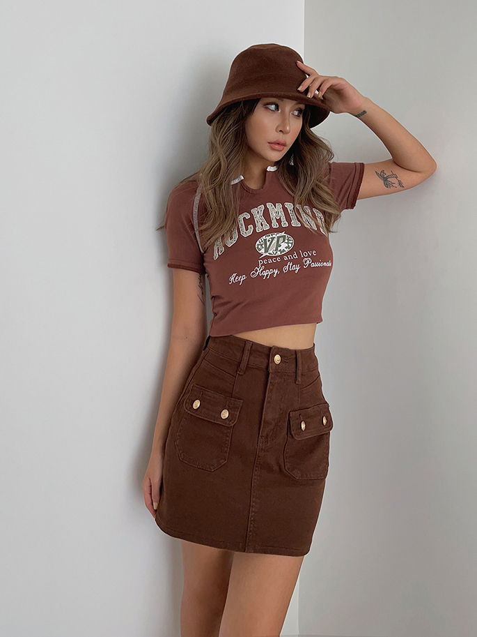 クロップドプリントTシャツ 半袖Tシャツ サマー ミニTシャツ Tシャツ ヘソ出し クロップド トップス カジュアル ストリートファッション レディース アメカジコーデ 10代 20代 30代