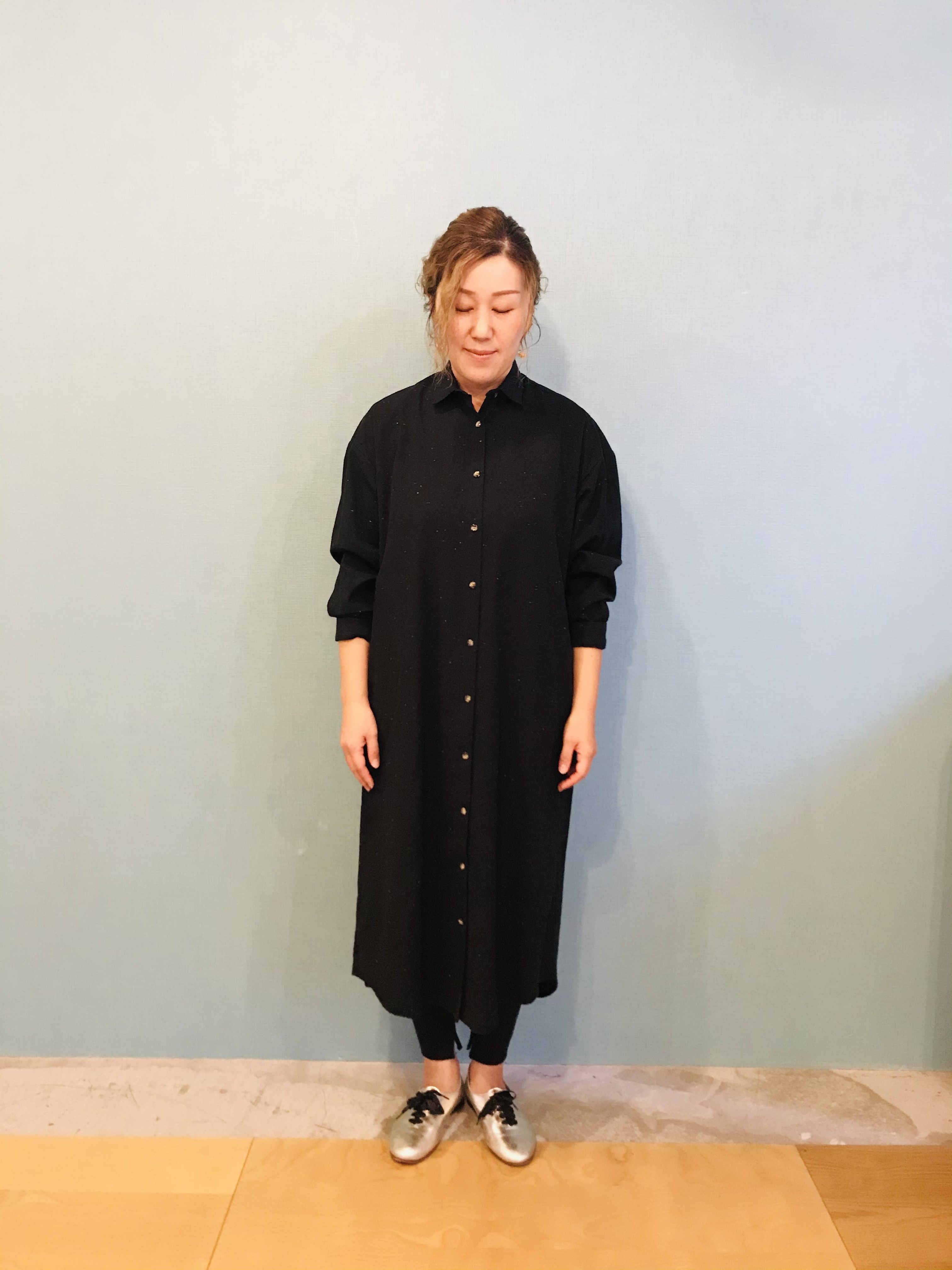 ネップミックスダンガリー シャツワンピース トール丈 Black Hjarta イエッタ