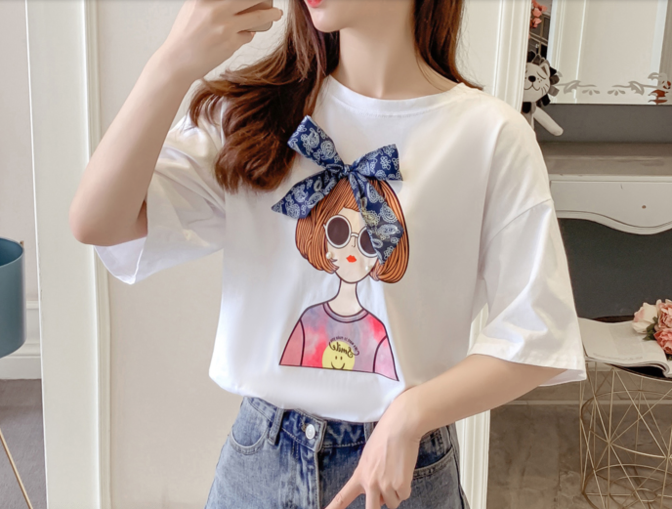 ロゴ Tシャツ かわいい 夏 カジュアル ペイズリー リボン シンプル コーデ 女の子 イラスト プリントシャツ 韓国 490 Sweetly ロゴ Tシャツ かわいい 夏 カジュアル ペイズリー リボン シンプル コーデ 女の子 イラスト プリントシャツ 韓国 490 Sweetly