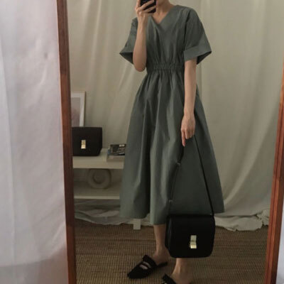 ｖネック Aラインワンピース ロング 半袖 フレアースカート 無地 ナチュラル レトロ 黒 灰色 カーキ 春 夏 秋 スキッパ ワンピース ロング丈 きれいめ シンプル プチプラレディースファッション通販 Yboueki