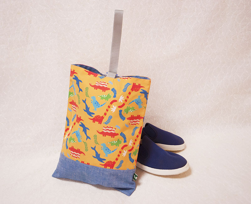 恐竜オリジナルプリント 上履き入れ オレンジ シャンブレー K4 2 恐竜グッズ通販ショップ Chamaryu