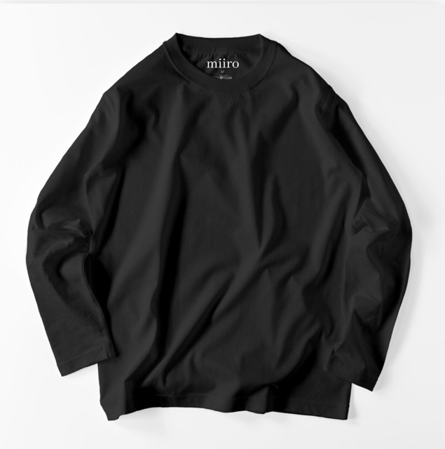 バックプリント後ろ姿の女の子 パステル ロングtシャツ Miiro バックプリント後ろ姿の女の子 パステル ロングtシャツ Miiro