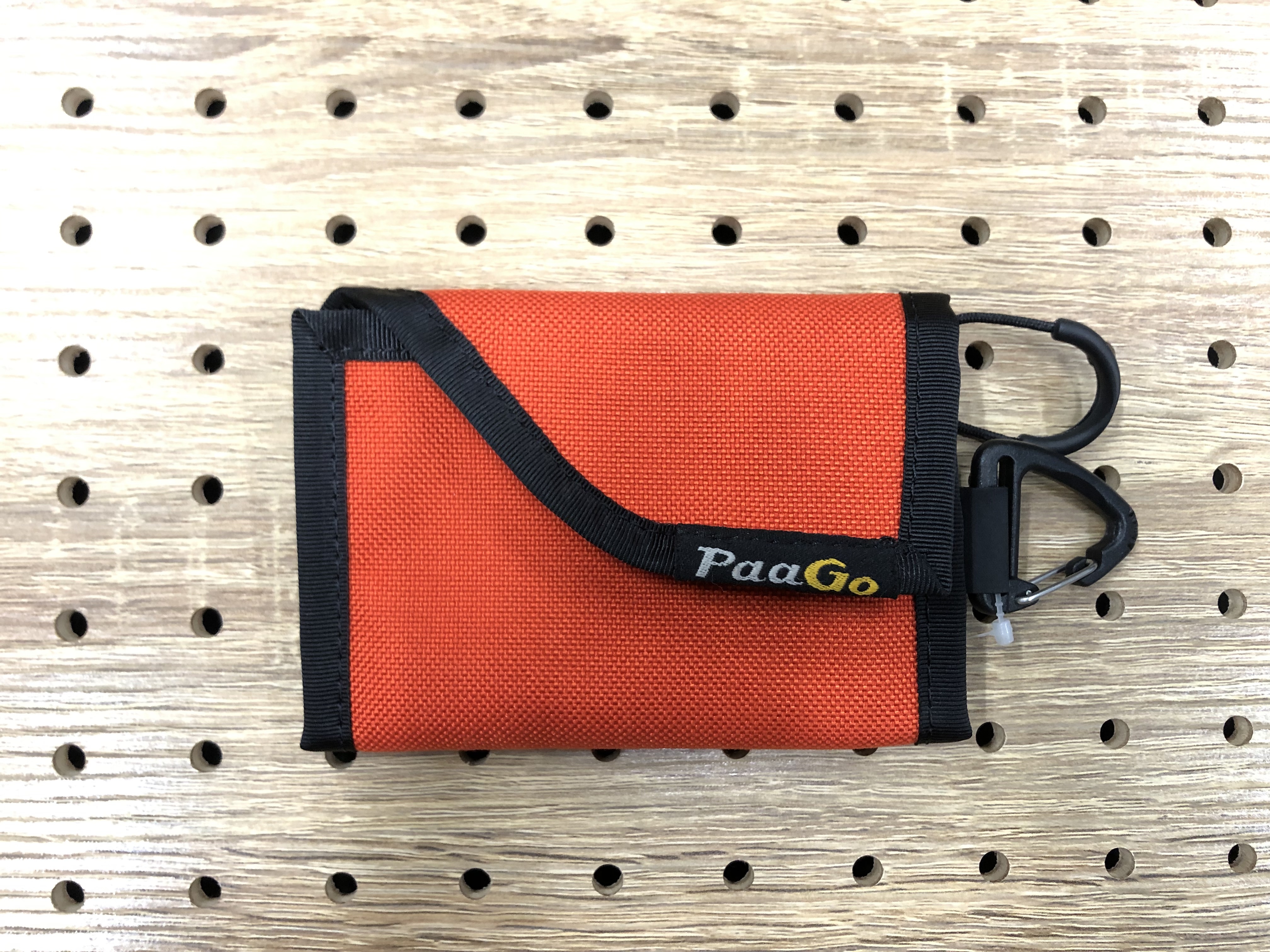 大特価 超コンパクト財布 Paago Works Trail Bank M カラー オレンジ 登山用品 スキーのお店 マンゾクスポーツ