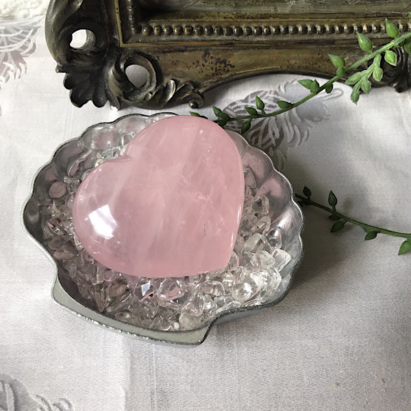 マダガスカル ローズクォーツ Heart 大きめ 癒し 魅力アップ 恋愛成就 天然石 ハート Rafastone