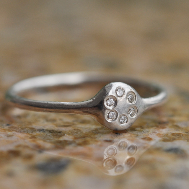 Scosha スコーシャ Circle Diamonds Sterling Silver Ring