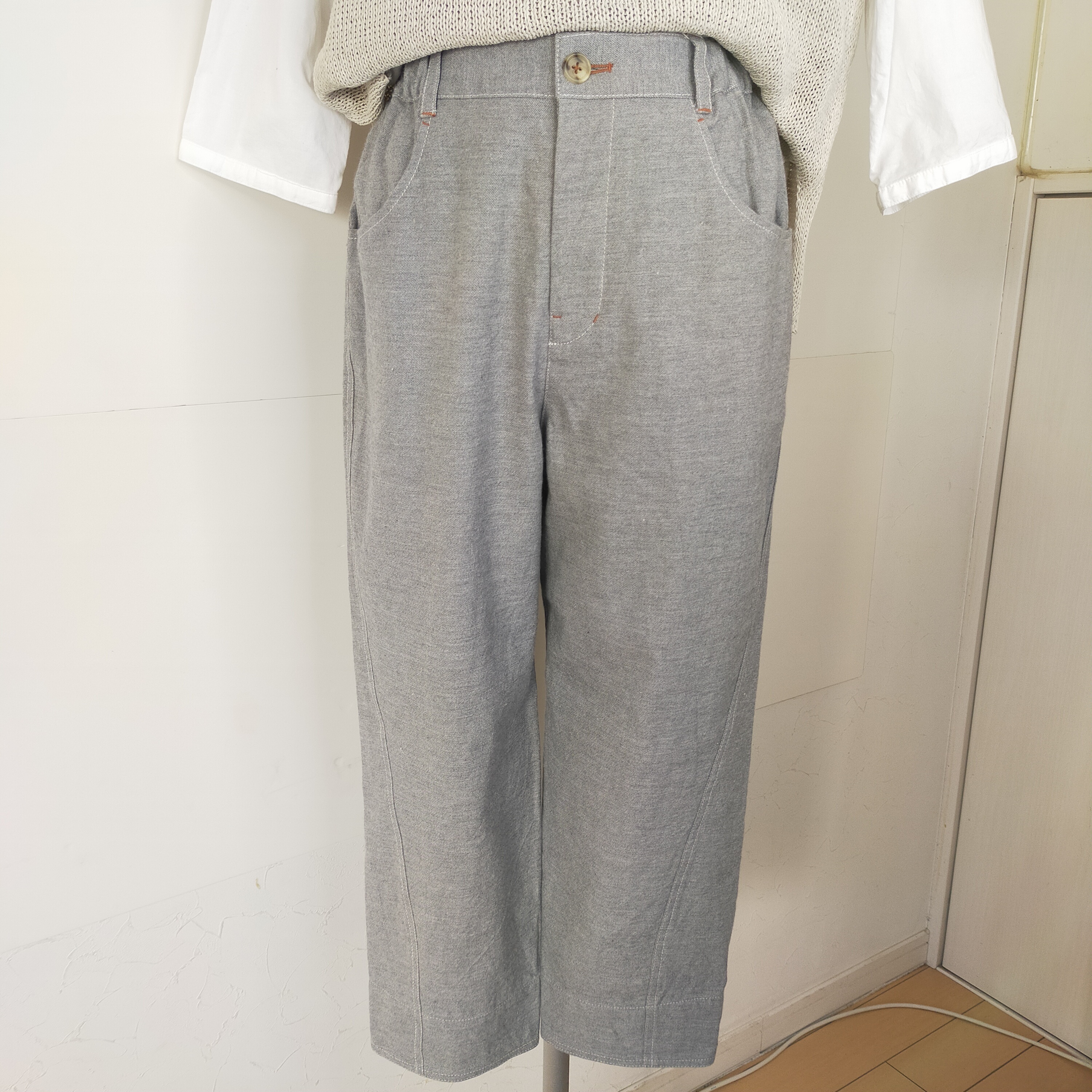麻のテーパードパンツ グレー 工房294 手作りニットのお店 麻のテーパードパンツ グレー 工房294 手作りニットのお店