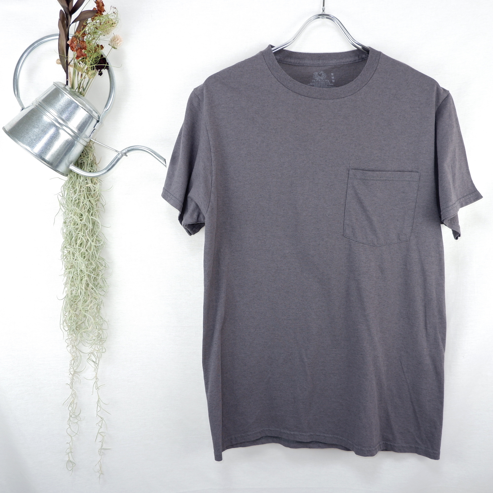 M Fruit Of The Loom Gray Pocket Tee グレー 無地 ポケット Tシャツ きれいめや90sのメンズ古着専門店jo Ro M Fruit Of The Loom Gray Pocket Tee グレー 無地 ポケット Tシャツ きれいめや90sのメンズ古着専門店jo Ro