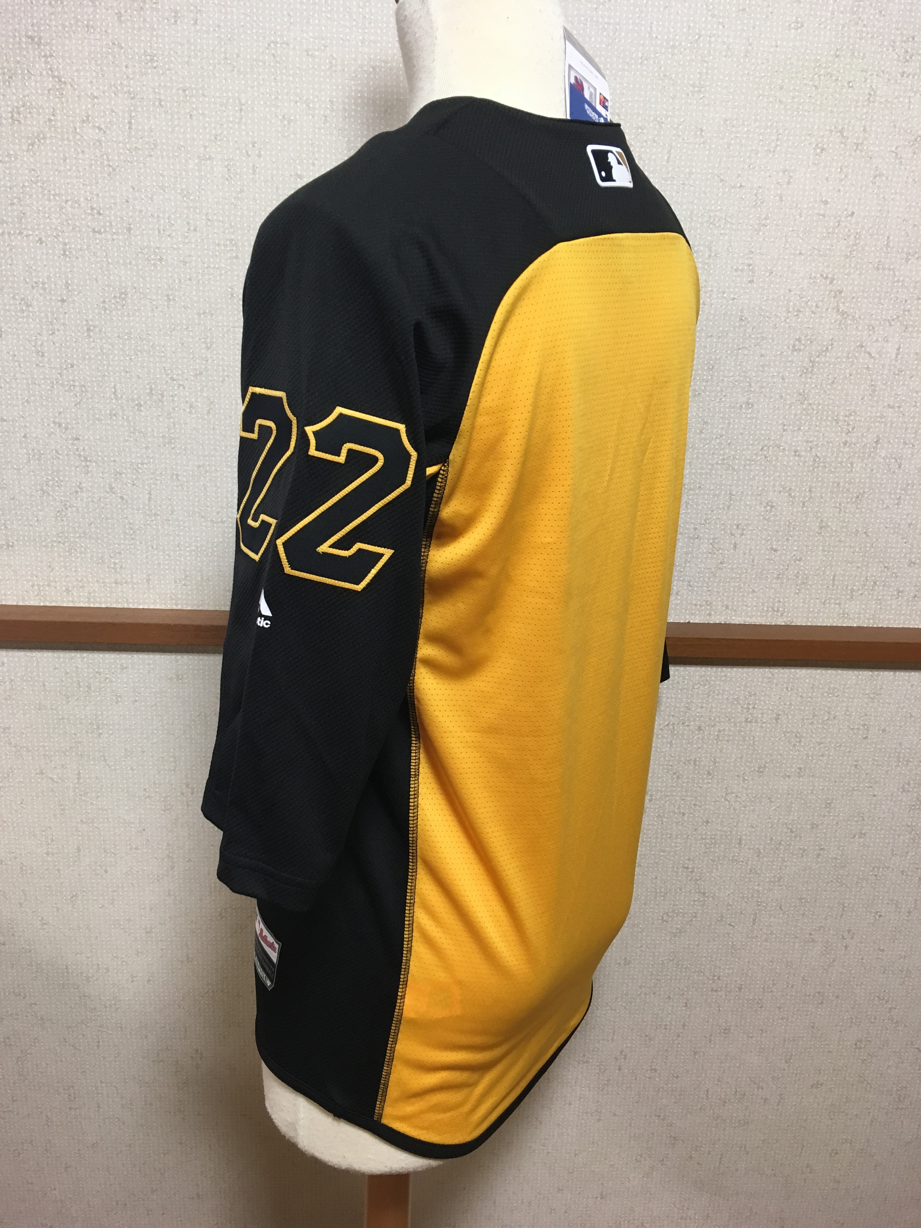 送料無料 Majestic マジェスティック パイレーツ 背番号22 マカッチェン 七分袖バッティング プラクティス ジャージ 練習着 Freak スポーツウェア通販 海外ブランド 日本国内未入荷 海外直輸入