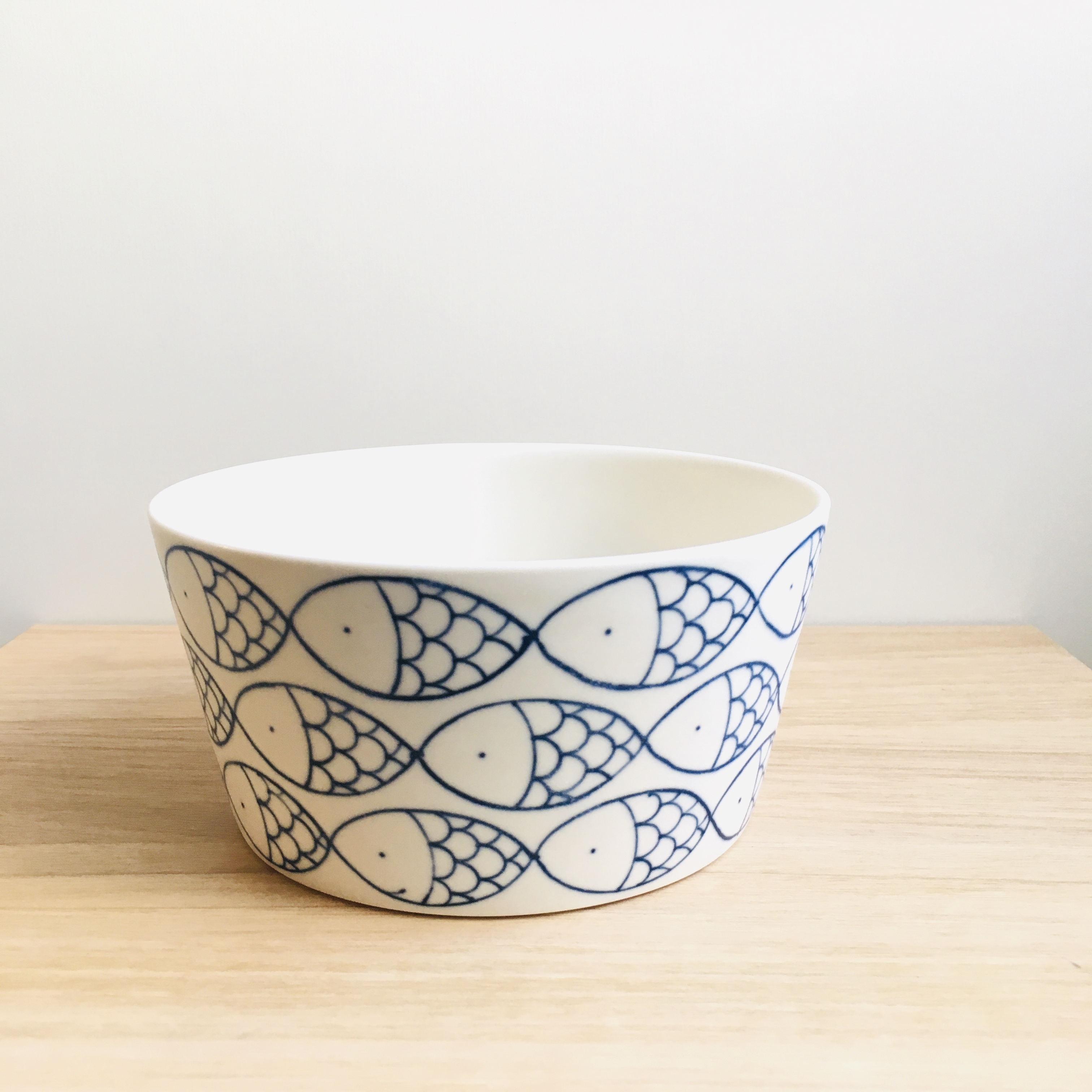 砥部焼 すこし屋 鉢 ボウル 魚 歩音 あるね