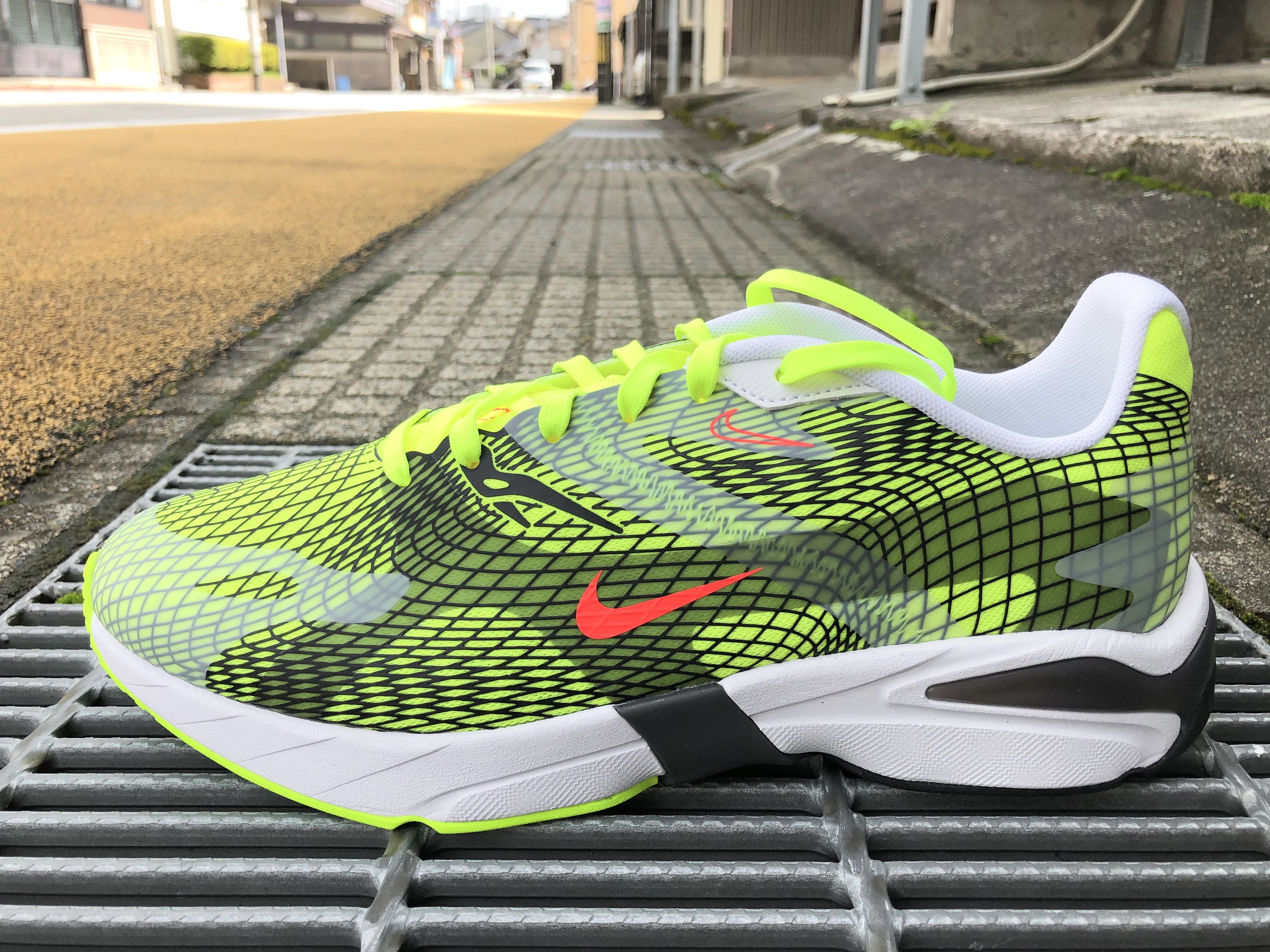 nike ghoswift volt